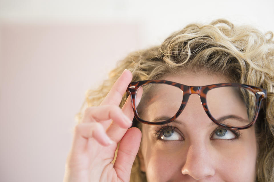 Immer mehr Menschen sind kurzsichtig und brauchen eine Brille (Symbolbild: Getty Images)