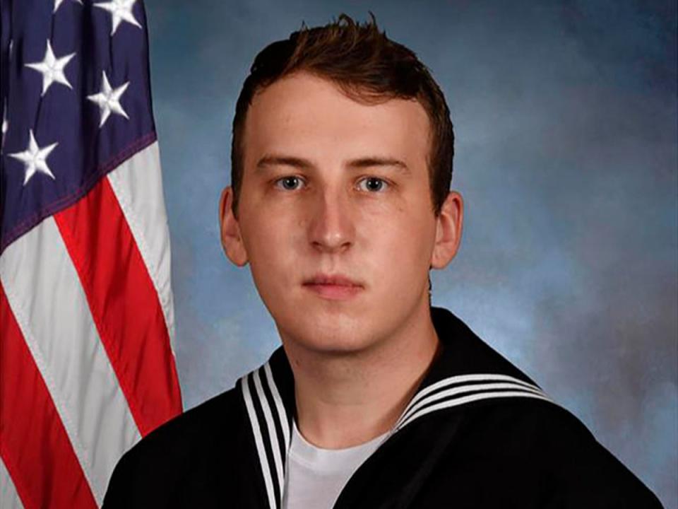 Petty Officer Darren Collins, 22, was found dead on a cocked aircraft carrier (US Navy)