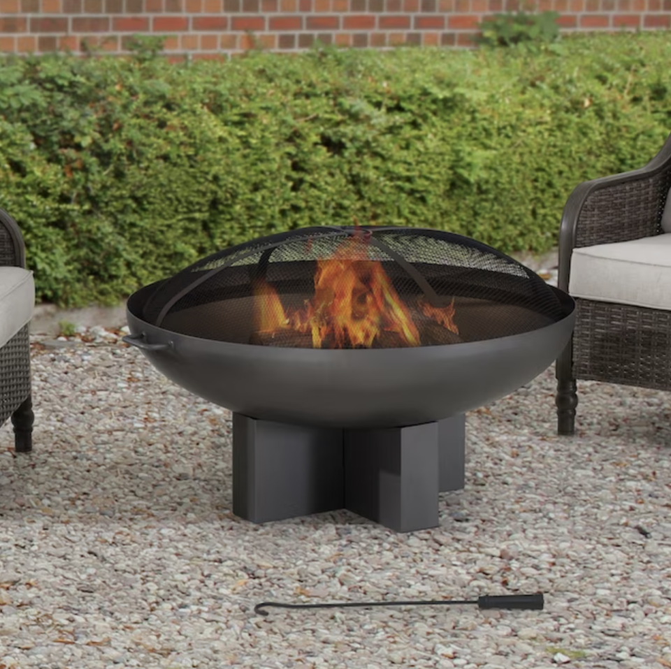 10) Round Wood-Burning Fire Pit