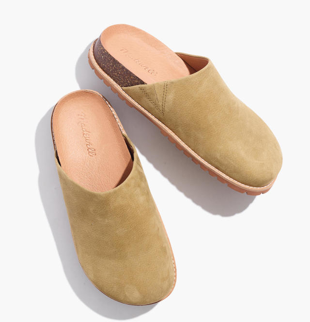 Kendall Jenner can't stop wearing these $190 Birkenstock clogs