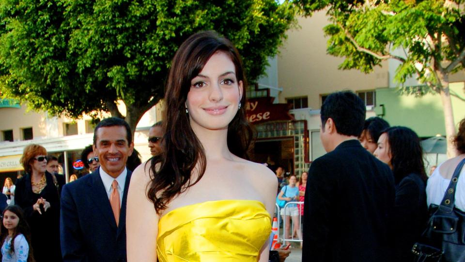 anne hathaway at the 2006 los angeles film festival opening night the devil wears prada premiere at mann village theatre in westwood, california photo by jon kopalofffilmmagic