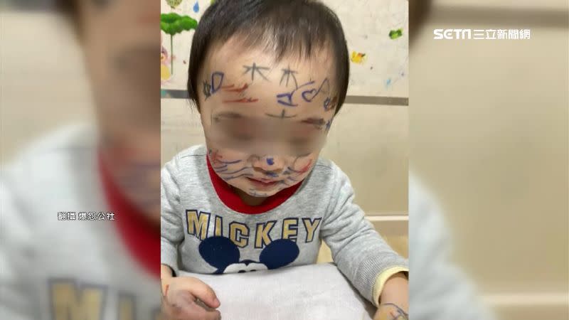 一位媽媽發文表示，女兒在兒子臉上塗鴉，令她非常無奈。（圖／翻攝自爆怨公社）