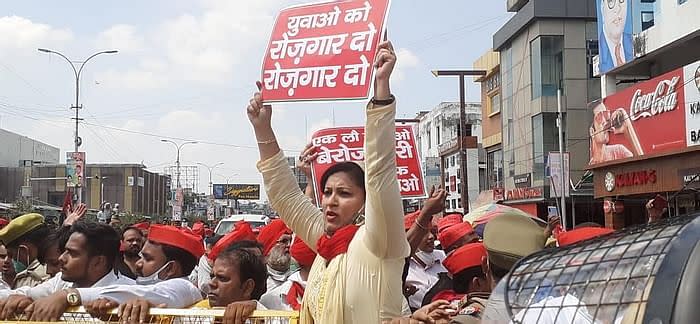 Protesters raise slogans in Kanpur.