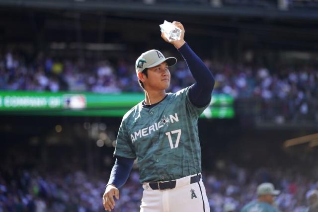 wearing baseball attire. Looks like Shohei Ohtani. - Playground