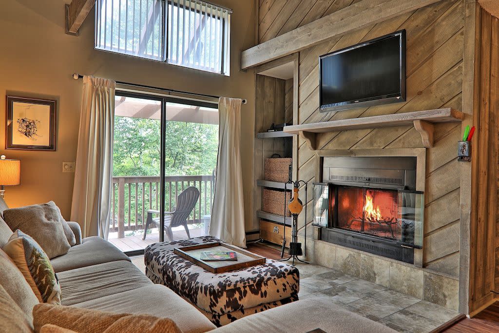 Updated 2-Bedroom in Okemo Trailside