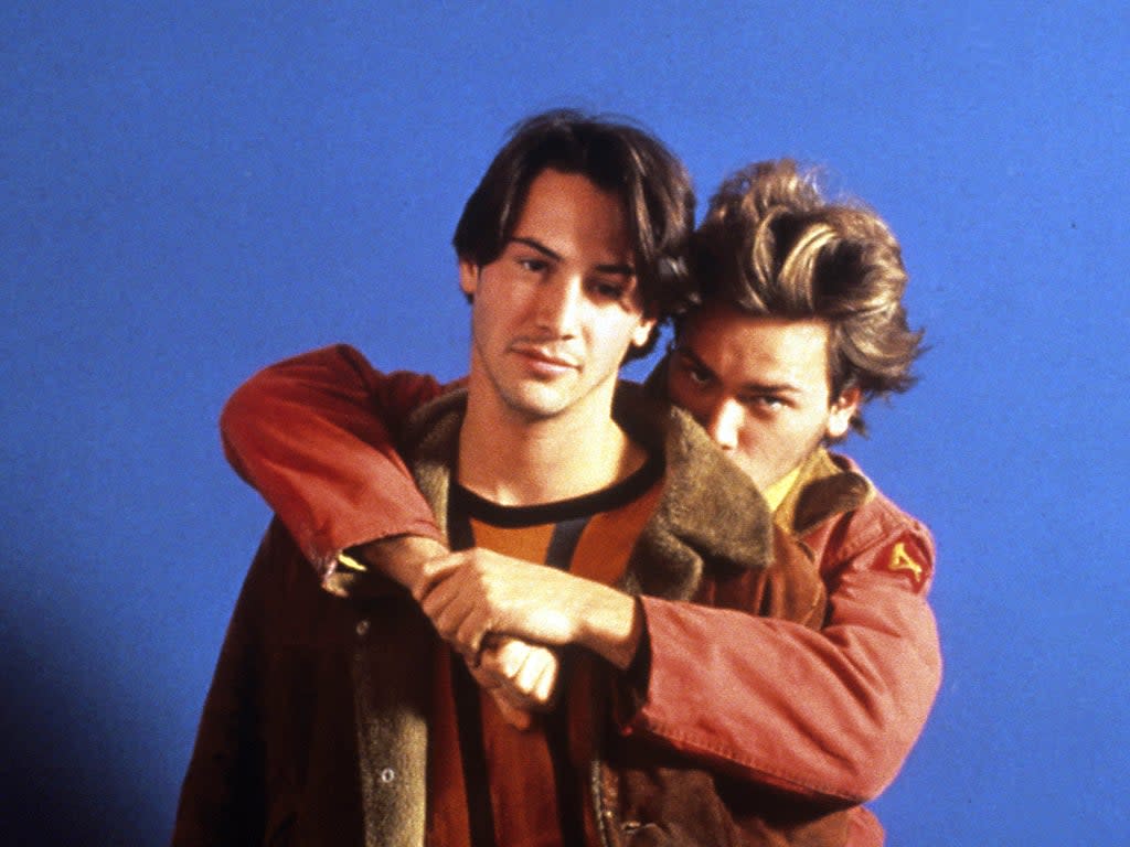 Connoisseurs of roads: Keanu Reeves and River Phoenix of ‘My Own Private Idaho’ (Alamy)