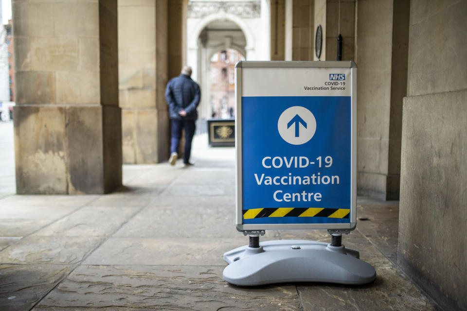MANCHESTER, UNITED KINGDOM - 2022/02/02: A view of a Covid-19 Vaccination Centre. 
Covid-19 cases have exponentially decreased since the start of the year around Greater Manchester with the decrease in Covid Measures. (Photo by Ryan Jenkinson/SOPA Images/LightRocket via Getty Images)