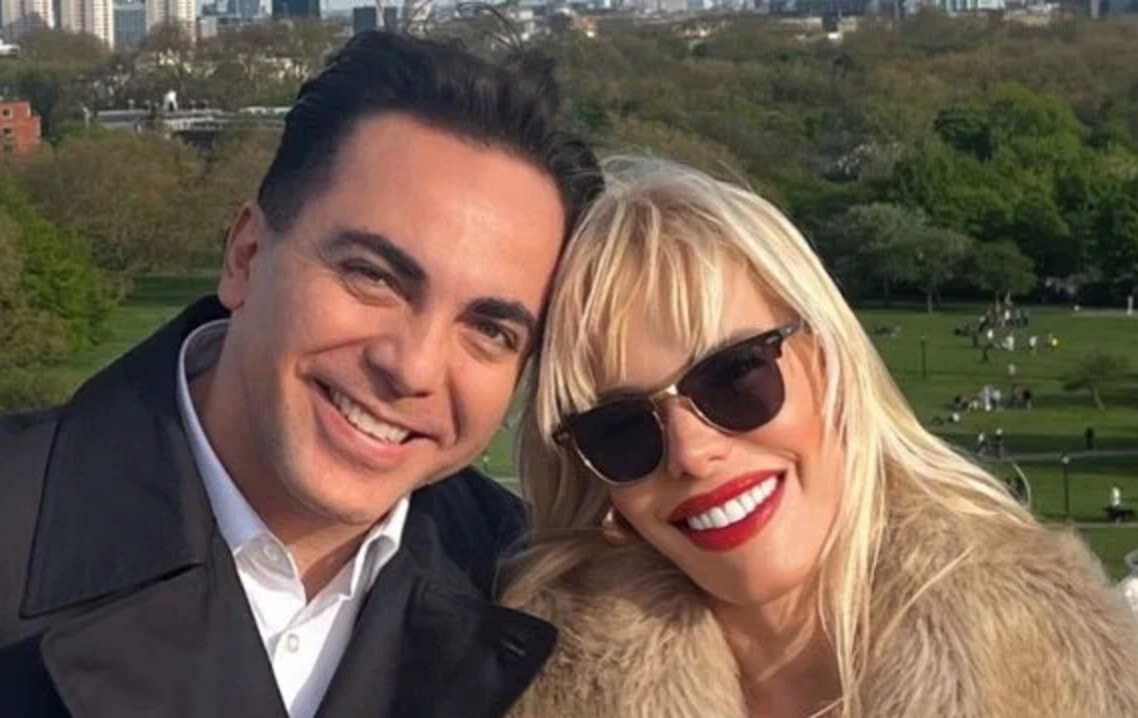 Cristian Castro con Ingrid Wagner / Agencia México