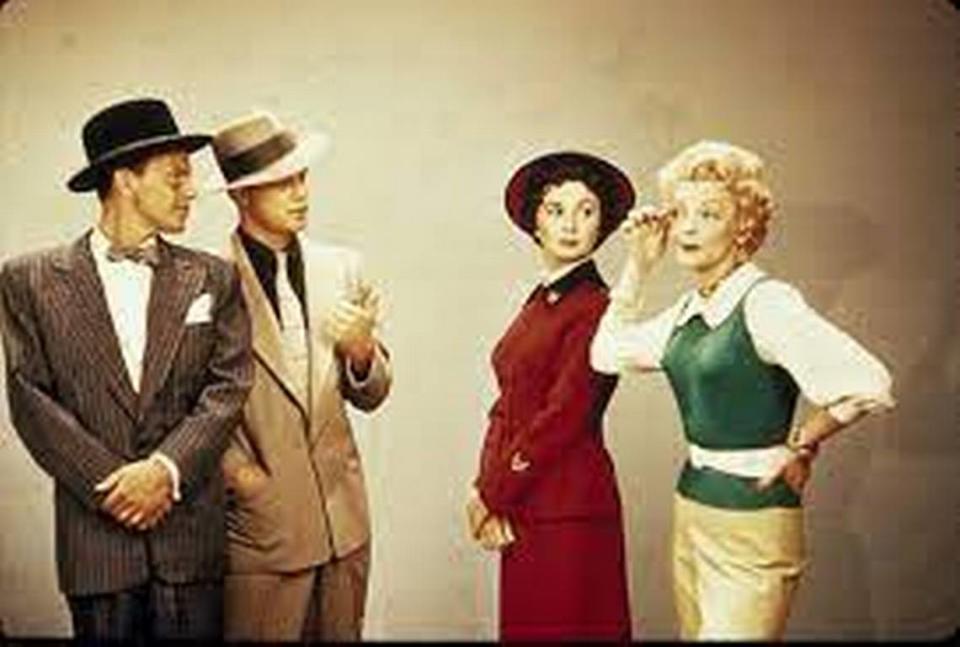 En Coral Gables Art Cinema la comedia ‘Guys and Dolls’ (1950) con Frank Sinatra y Marlon Brando. IMdB