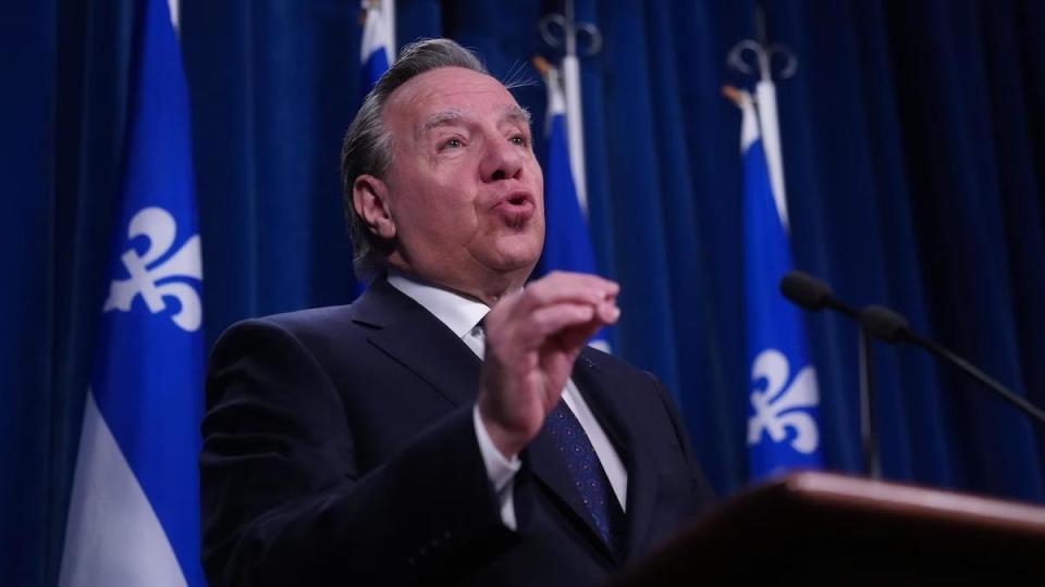 Quebec Premier François Legault is calling on the federal government to reimburse the province for costs related to receiving asylum seekers. 