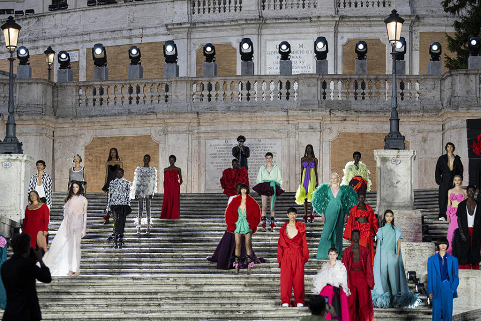 Valentino women’s fall-winter haute couture 2022 collection, unveiled in Rome’s Spanish Steps, on July 8, 2022. - Credit: Stefano Costantino / MEGA