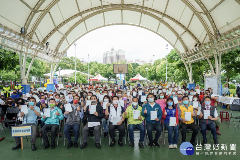 見證城市河流的蛻變打造親水好文化，桃園市政水務局發表「溪望——南崁溪的轉化與再生」水文化專書。<br /><br />
