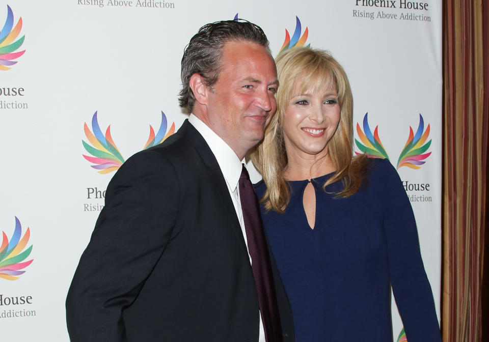 Matthew Perry (L) and Lisa Kudrow (R) attend the Phoenix House 12th annual 