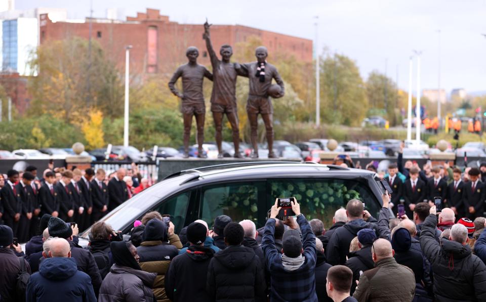 Sir Bobby Charlton's hearse