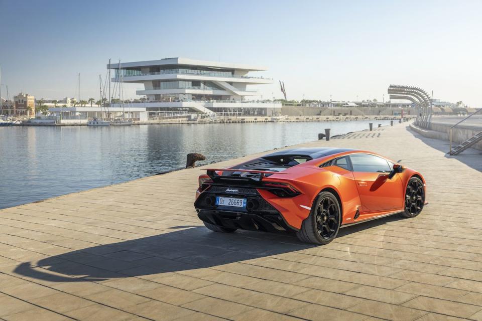 2023 Lamborghini Huracán Tecnica - Photos From Every Angle