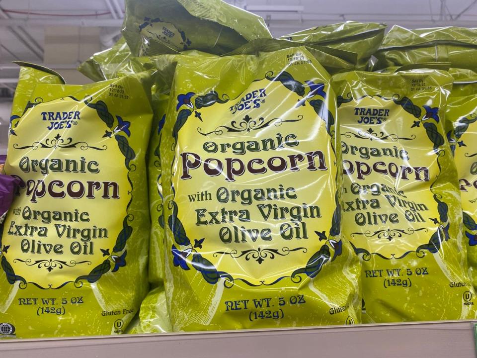 Trader Joe's Organic Popcorn with Olive Oil 