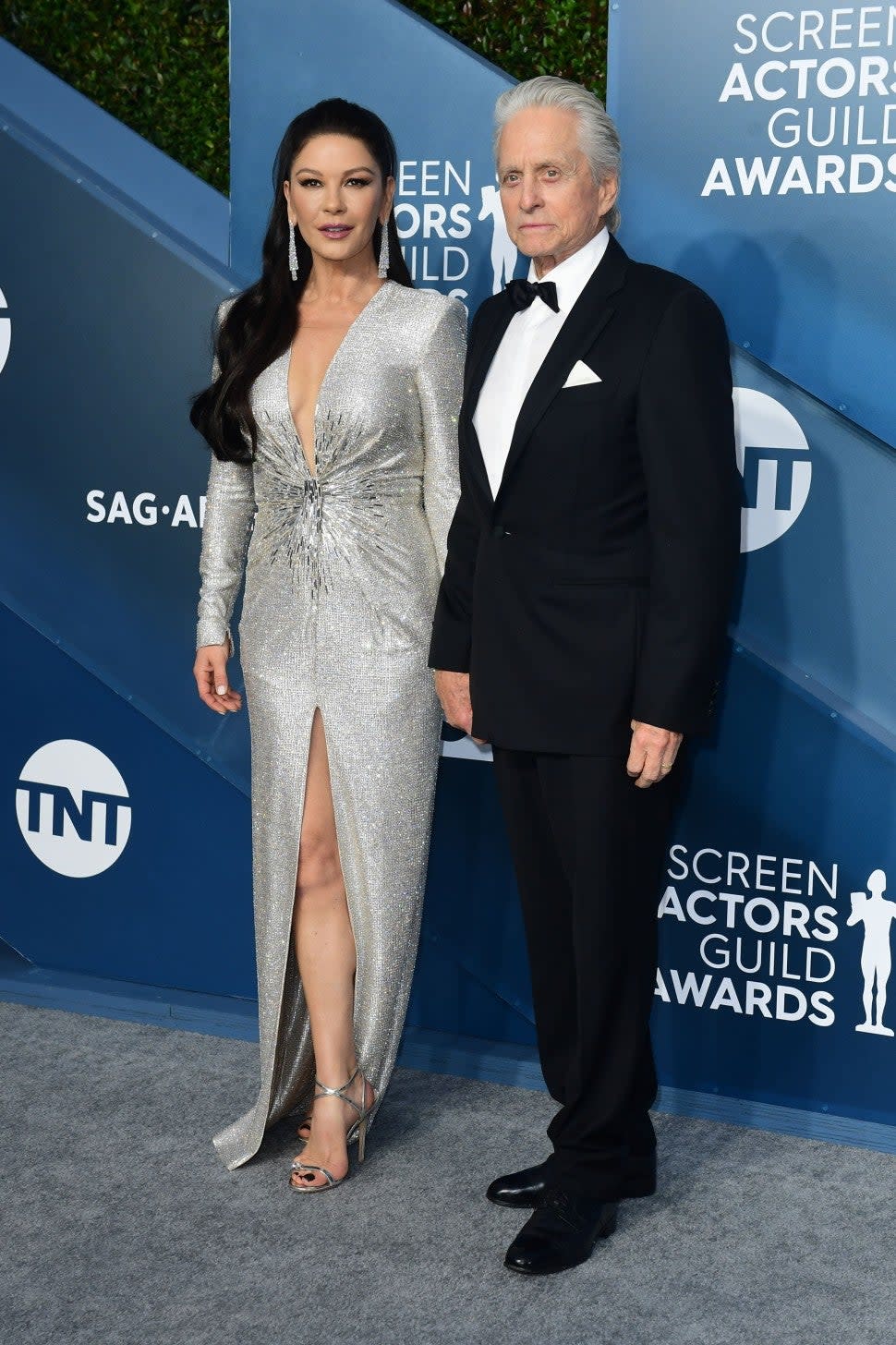 catherine zeta jones michael douglas 2020 sag awards