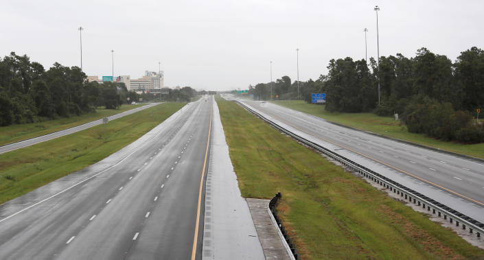 <p><strong>Kissimmee</strong><br>Empty Interstate 4 near the Florida theme parks is seen ahead of the arrival of Hurricane Irma in Kissimmee, Fla., Sept. 10, 2017. (Photo: Gregg Newton/Reuters) </p>