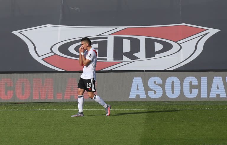 Rafael Santos Borré es el máximo goleador del ciclo de Marcelo Gallardo y el entrenador lo quiere sí o sí; River prepara un plan económico para quedarse con el colombiano, cuyo contrato se vencerá el 30 de junio.