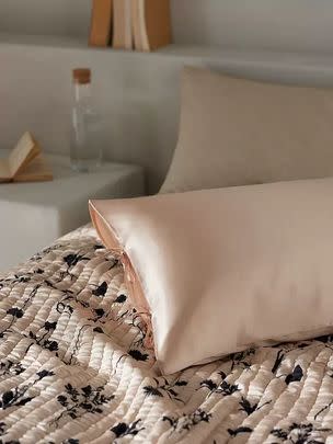 Let them sleep in luxury with this silk pillowcase.