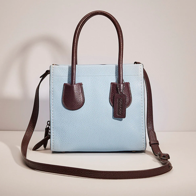 Coach's Latest Bag Sold Out in 2 Minutes, and It's Starting a Huge New 2022  Bag Trend