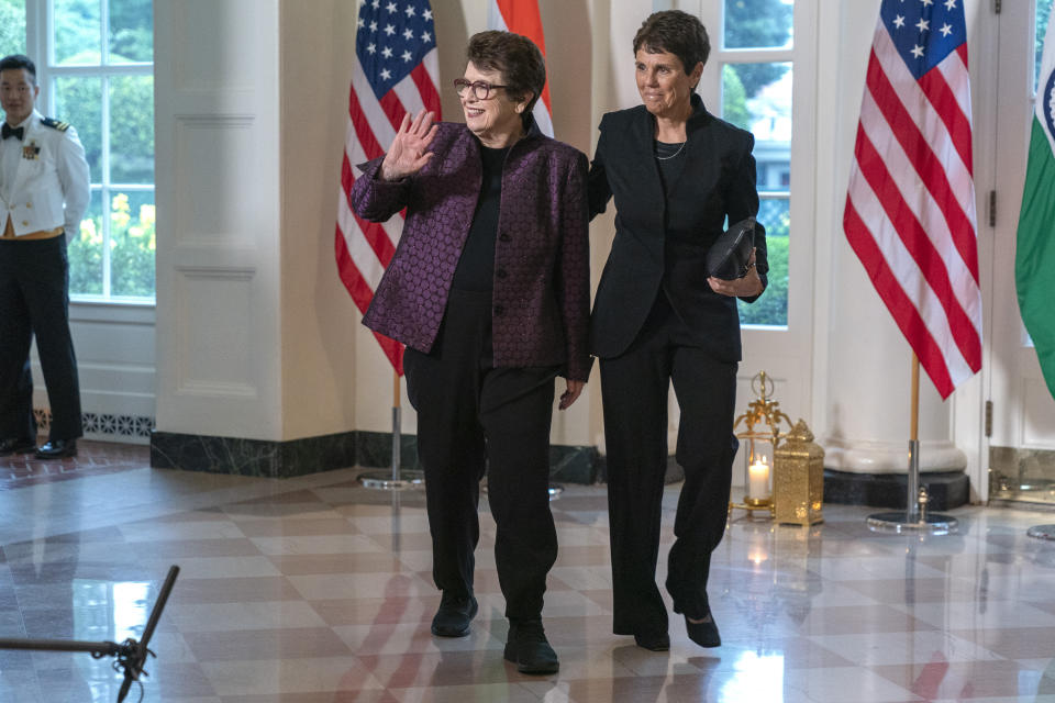 Tennis legend Billie Jean King, left, and her wife, tennis player Ilana Kloss, arrive for the State Dinner with President Joe Biden and India's Prime Minister Narendra Modi at the White House, Thursday, June 22, 2023, in Washington. (AP Photo/Jacquelyn Martin)