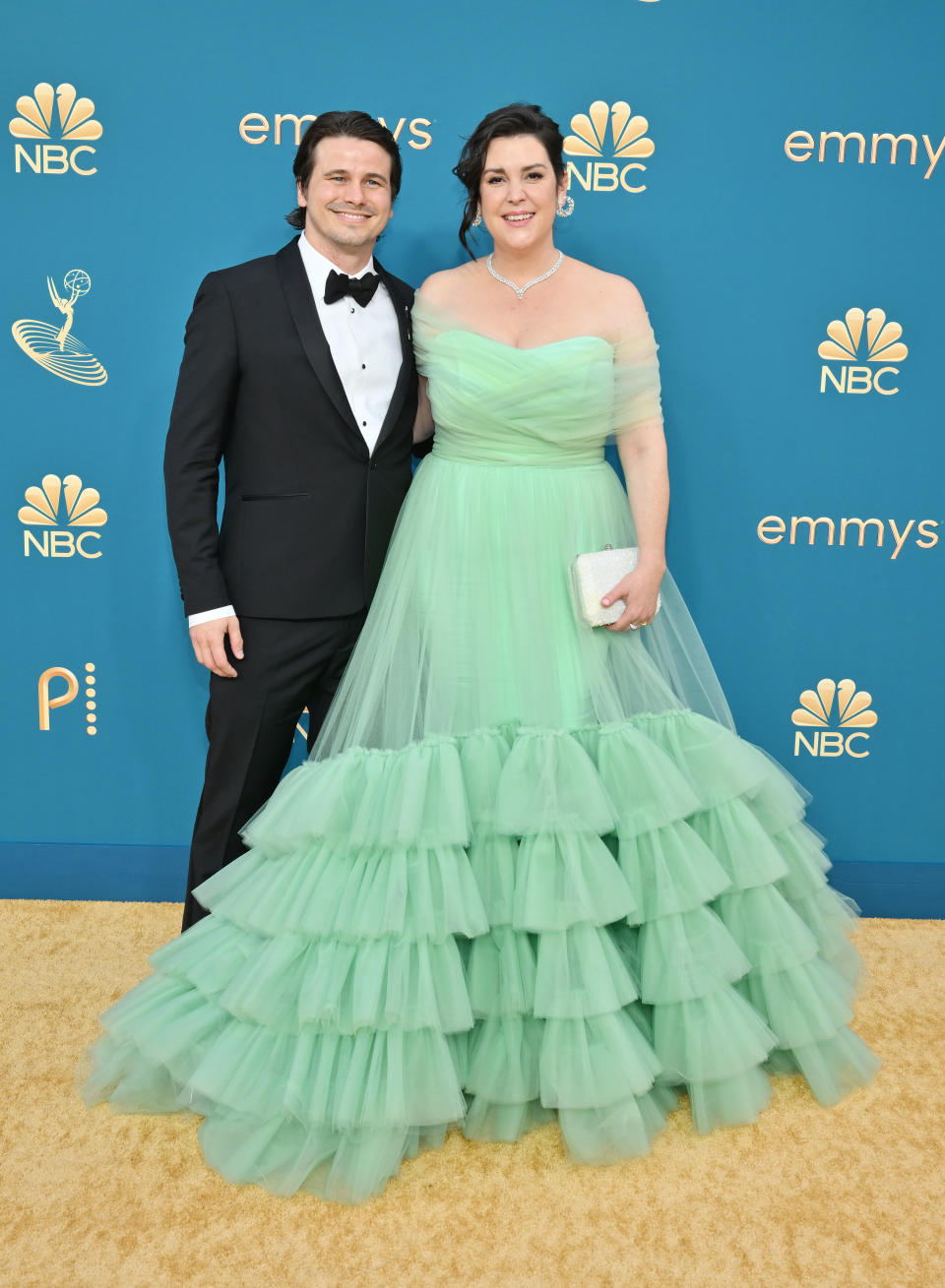 Jason Ritter and Melanie Lynskey at the 74th Primetime Emmy Awards held at Microsoft Theater on September 12, 2022 in Los Angeles, California. (Photo by Michael Buckner/Variety via Getty Images)