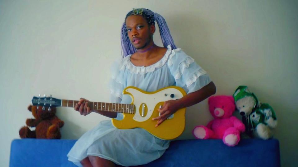 Shamir's "On My Own" music video (Photo: Father/Daughter Records)