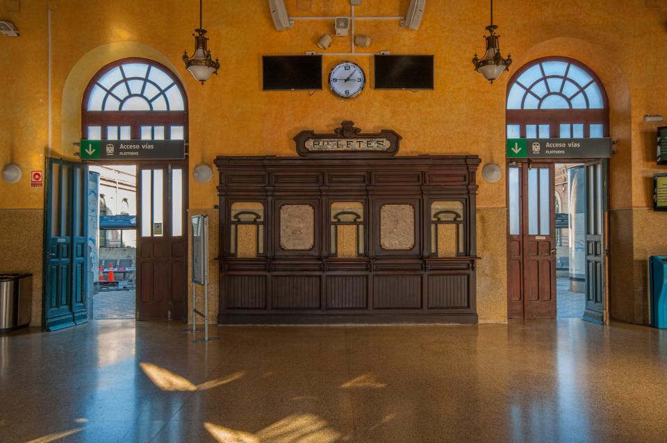 The  interior of Cartagena Railway Station.