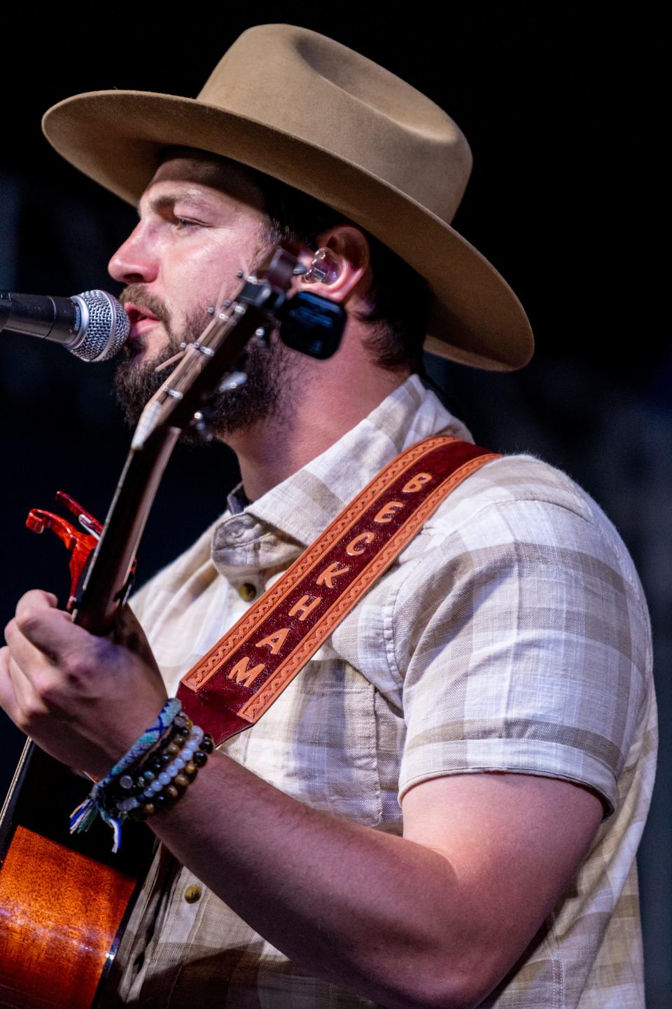 The second half of the annual King of the Hammers racing event returns to Johnson Valley with country singer and “American Idol” winner Chayce Beckham performing.