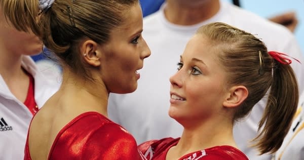 Shawn Johnson Alicia Sacramone