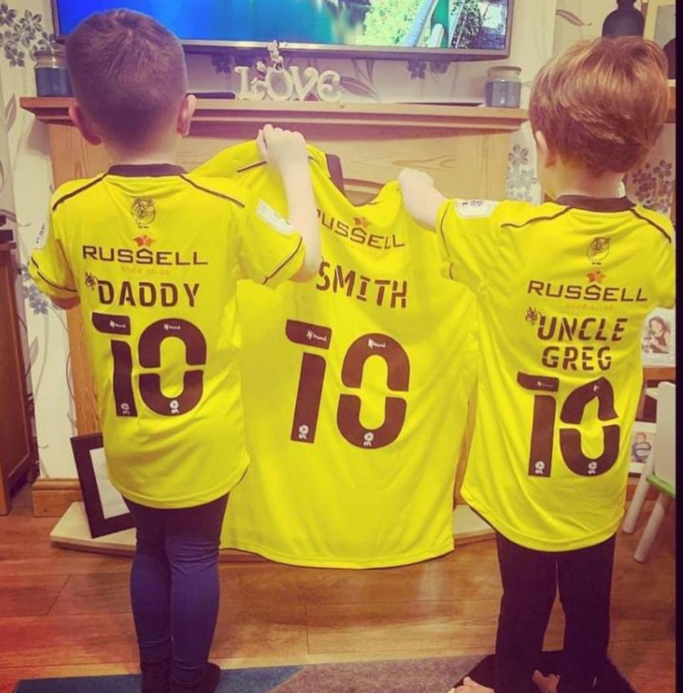 Greg's son and nephew paid tribute to him by wearing Burton Albion shirts. (Millie Watson/Reach)