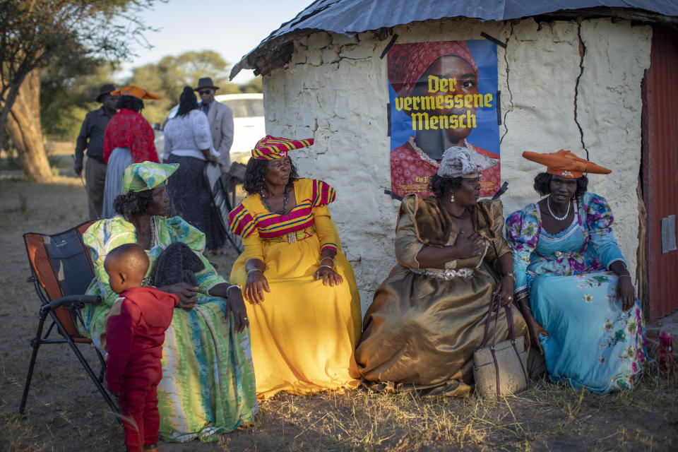 Ovaherero bei einem Screening in Namibia. (Bild: Studiocanal GmbH / Willem Vrey)