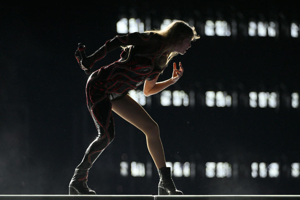 Taylor onstage performing