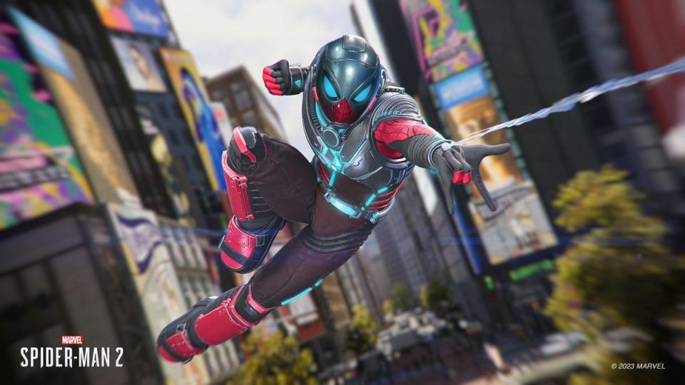 The 25th Century Suit features an array of lights and bulky boots (Insomniac Games)