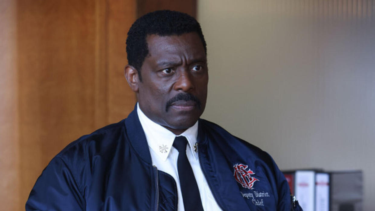  Eamonn Walker as Wallace Boden in Chicago Fire Season 12x08. 