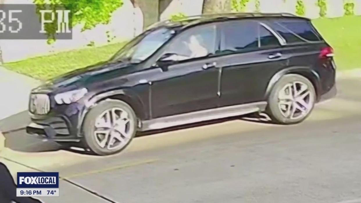 <div>Photo of the vehicle believed to be involved</div>