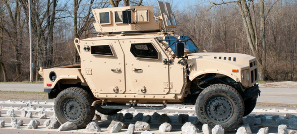 AM General's BRV-O entry sports a 3,500-lb. payload, self-leveling suspension and a 3.2-liter, 300-hp turbocharged six-cylinder diesel meant to be far more fuel-efficient than the V-8s used in the Humvee.