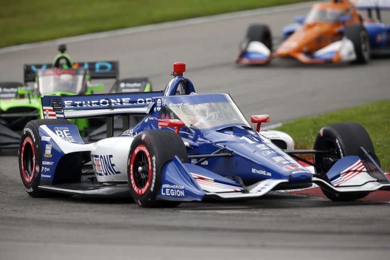 El auto N°10 de Chip Ganassi Racing con el que Álex Palou ganó cuatro carreras sobre 14 en la temporada 2023 de IndyCar; el catalán, a un paso de consagrarse bicampeón de la categoría