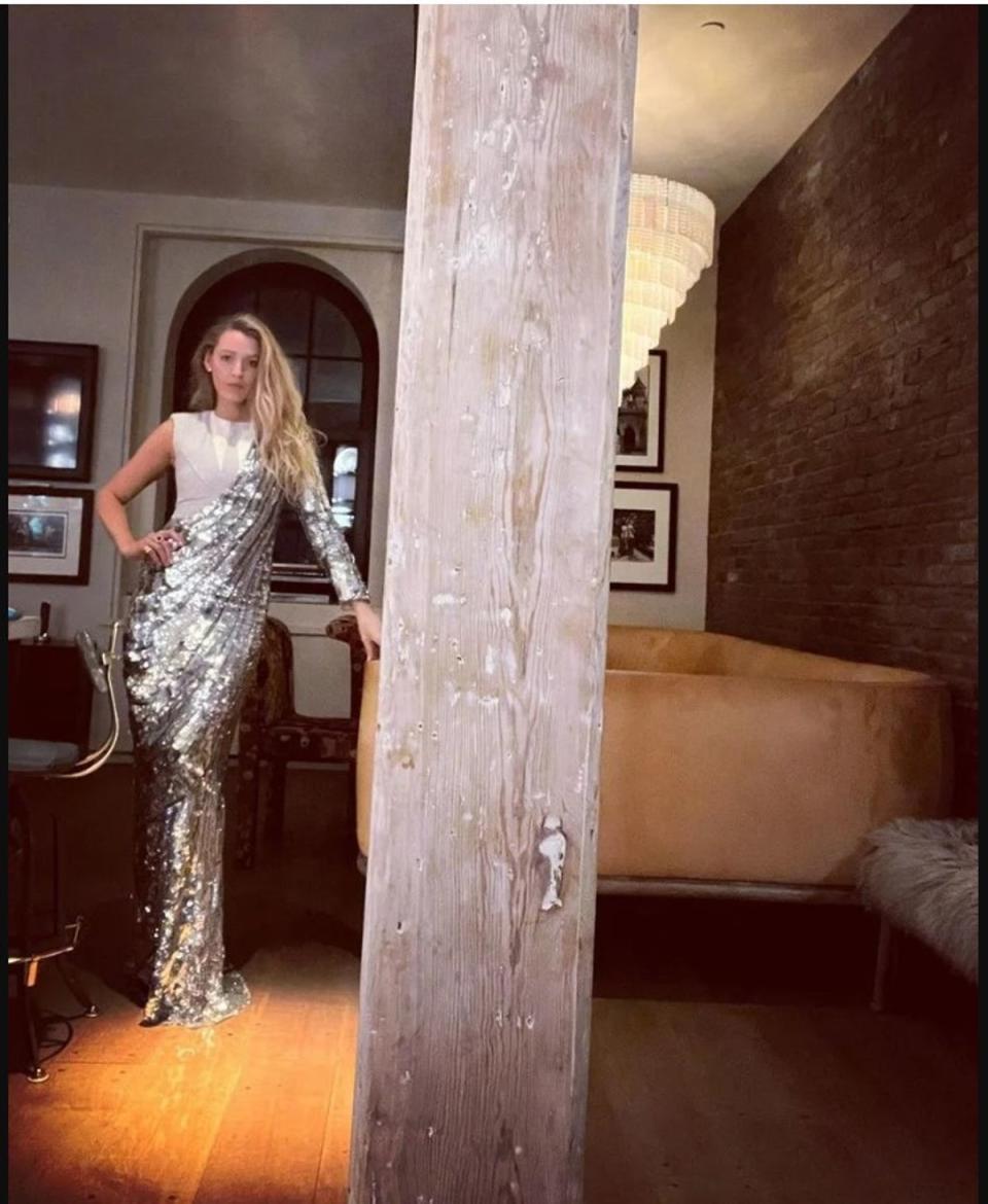 The star shared a glimpse into her living room on her way to last year's Met Gala (Instagram)