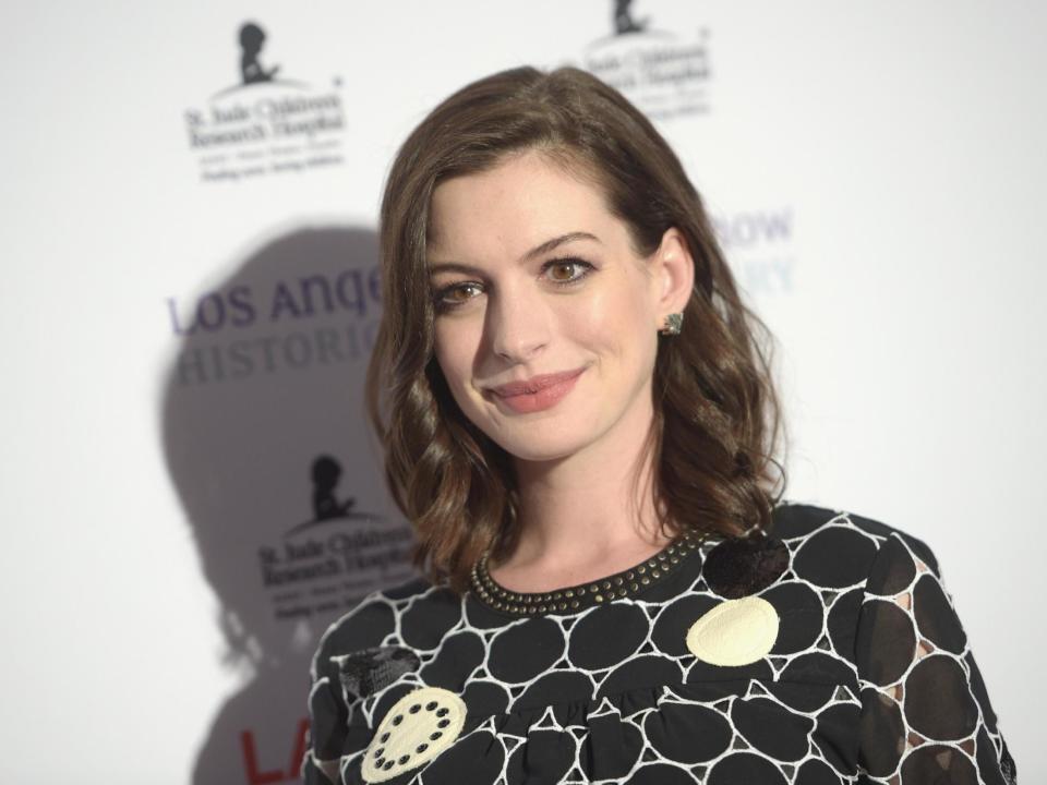 Anne Hathaway tells Ellen DeGeneres why she gave up drinking alcohol