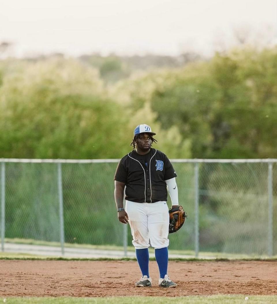 Fort Worth Dunbar baseball clinched a playoff spot for the first time in program history. Clark Photos / Dunbar baseball/Courtesy to the Star-Telegram