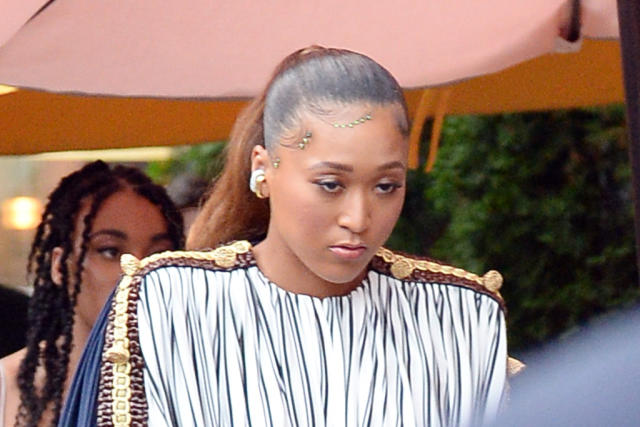 Naomi Osaka Rocks Emerald Baby Hairs For 2021 ESPY Awards