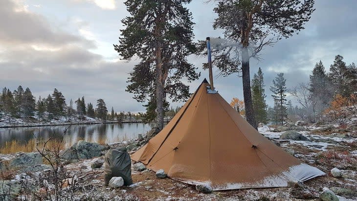 <span class="article__caption">The Seek Outside Redcliff Hot Tent</span> (Photo: Seek Outside)