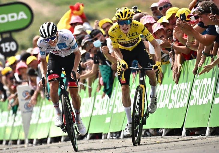 <span class="article__caption">Pogacar and Vingegaard will face-off again at the Tour this July.</span> (Photo: MARCO BERTORELLO/AFP via Getty Images)