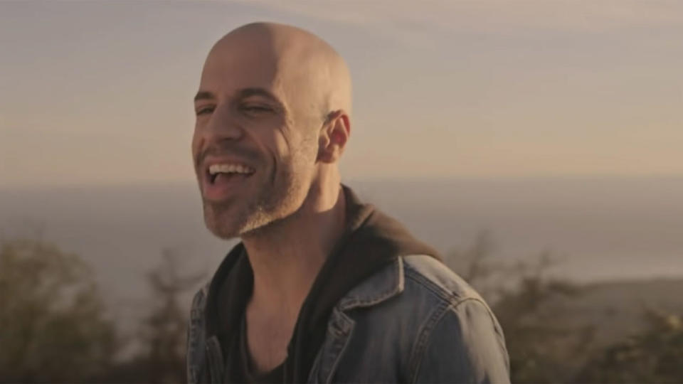 Chris Daughtry in screenshot from the Torches music video