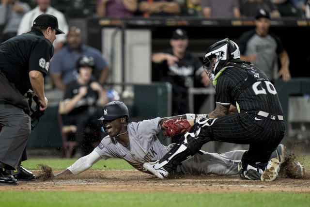 Jazz Chisholm Jr. injures elbow in Yankees' 12-2 loss to White Sox - Yahoo  Sports