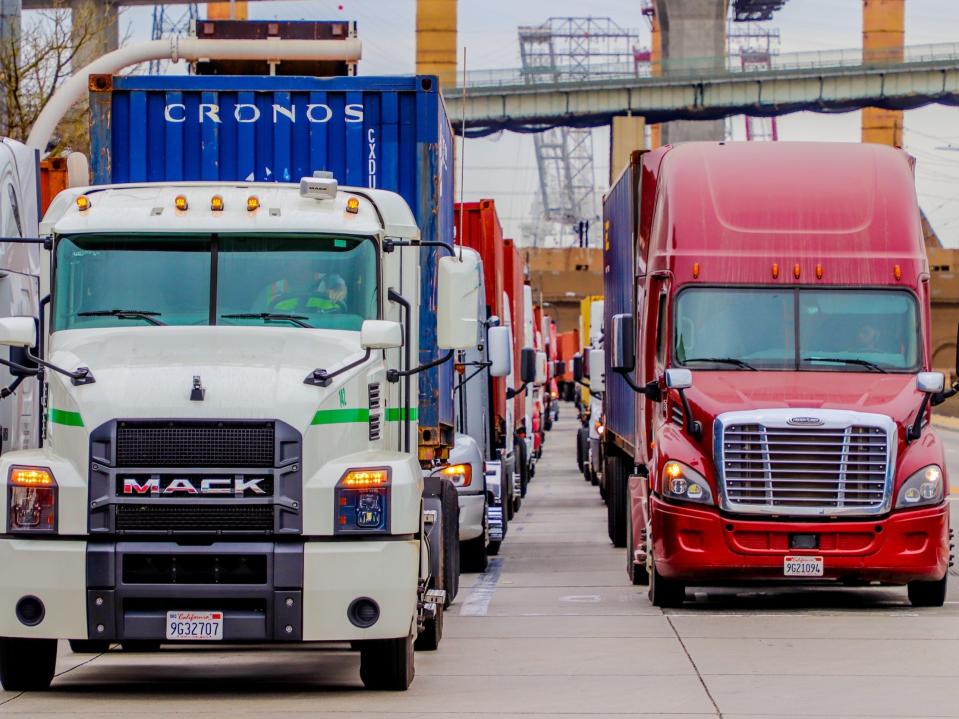 Port of Los Angeles and Long Beach Port Congestion - Los Angeles/Long Beach Harbor Tour 2021