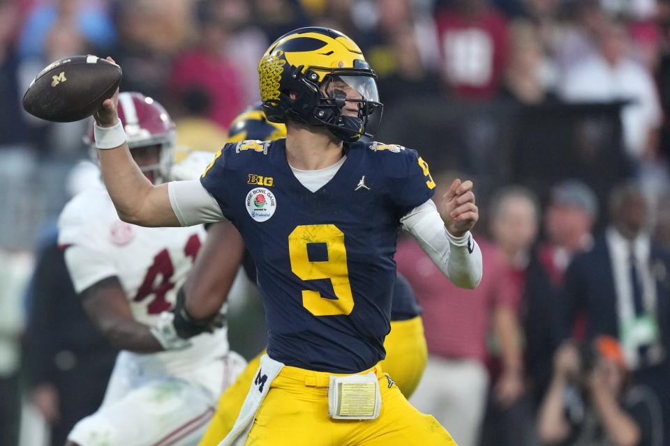 Jan 1, 2024; Pasadena, CA, USA; Michigan Wolverines quarterback J.J. McCarthy (9) throws a pass against the Alabama Crimson Tide during the second half in the 2024 Rose Bowl college football playoff semifinal game at Rose Bowl. Mandatory Credit: Kirby Lee-USA TODAY Sports ORG XMIT: IMAGN-715616 ORIG FILE ID: 20240101_ojr_al2_115.JPG