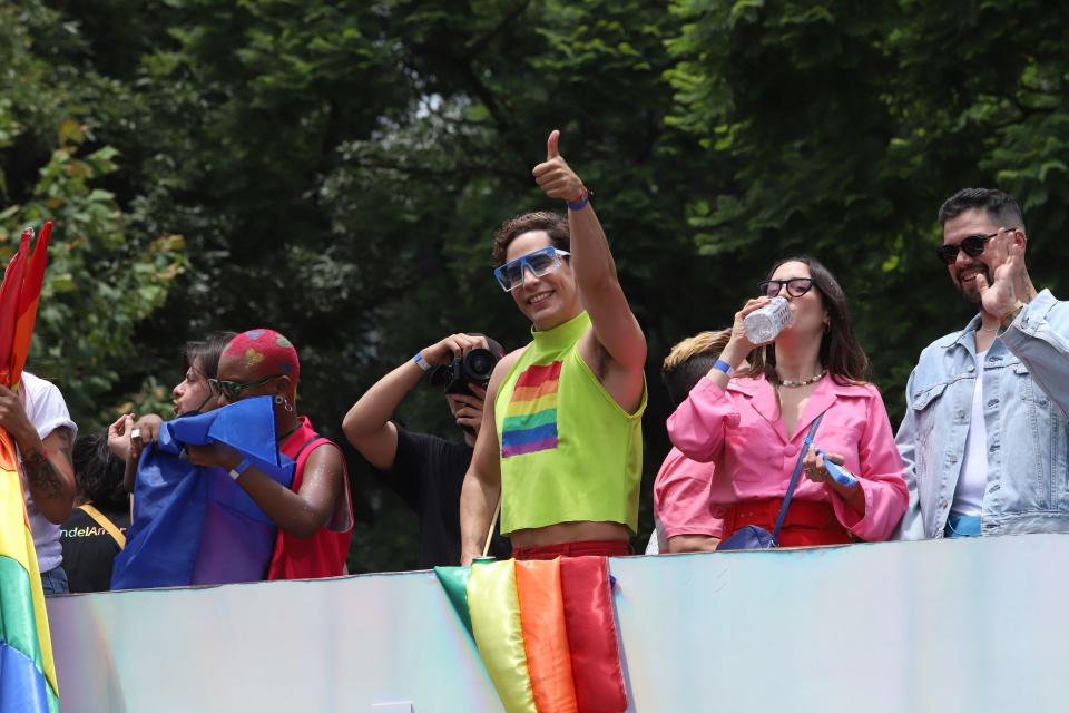 Christian Chávez durante la marcha 2022 del Orgullo LGBTTTIQ+ en CDMX